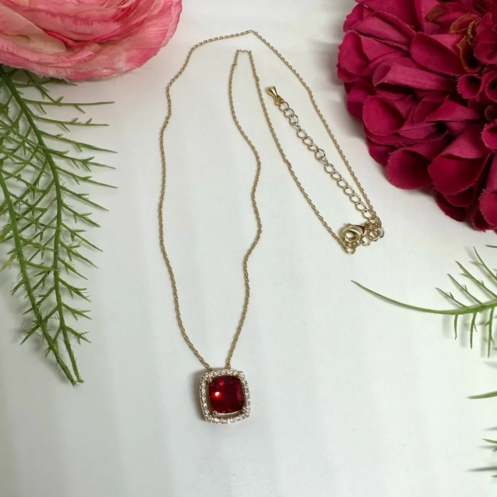 NEW⚜️ Red Crystal Charm Necklace